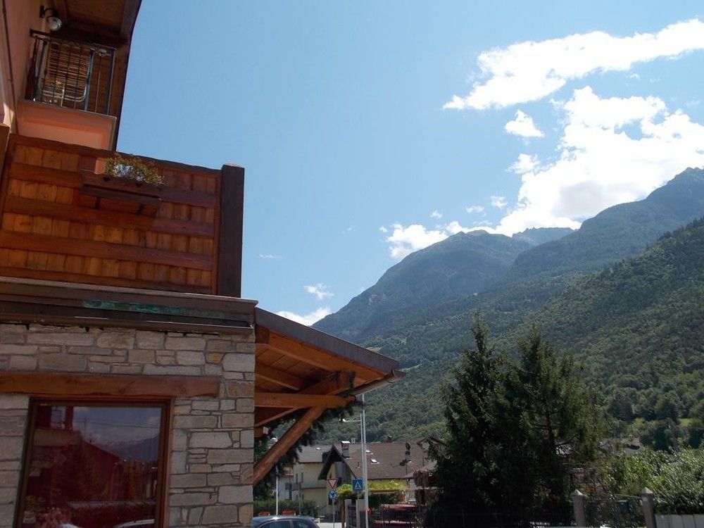 Sottosopra Alps Apartments & Rooms Charvensod エクステリア 写真